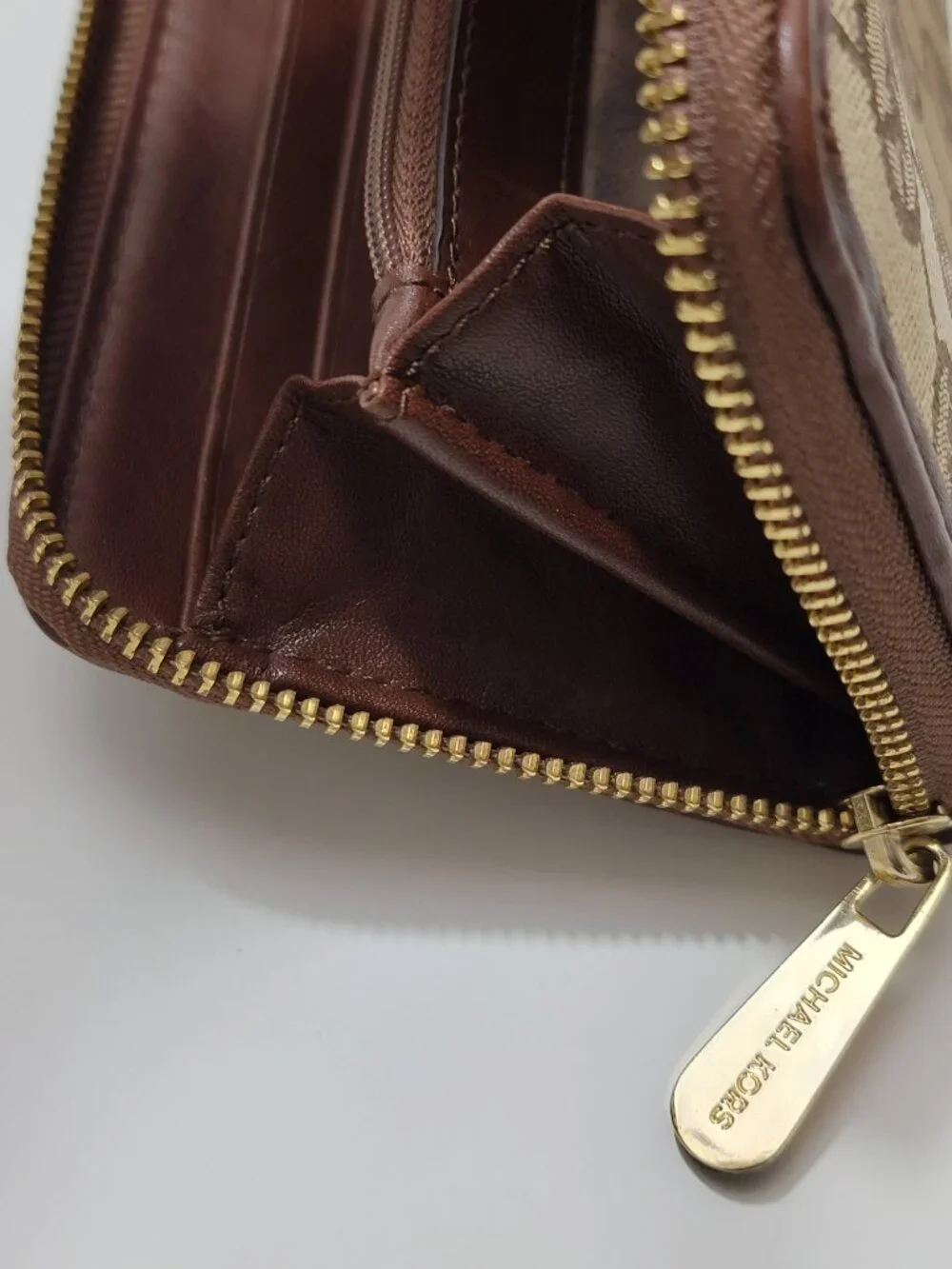 Michael Kors Jet Set Monogram Jacquard Zip Around Continental Wallet Beige Brown